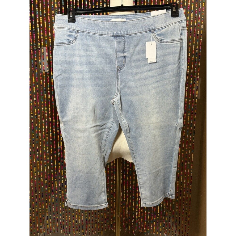 Lane Bryant Pull-On Jegging Pedal Mid-Rise Capri Jeans Size 18 Light Wash NWT